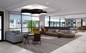 Holiday Inn Gatineau Hull 3*